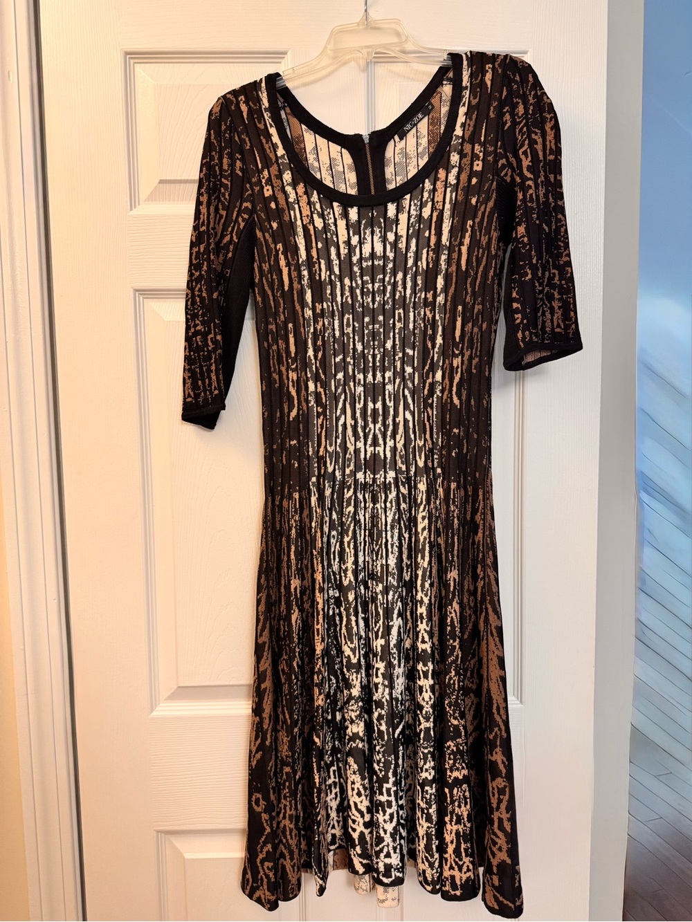 NIC+ZOE dress. SIZE Medium.